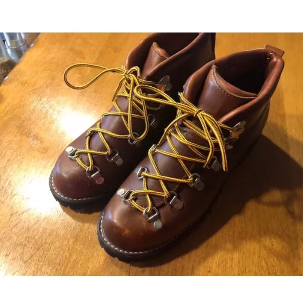 Danner Mountain Light (vintage) Boots - EUC